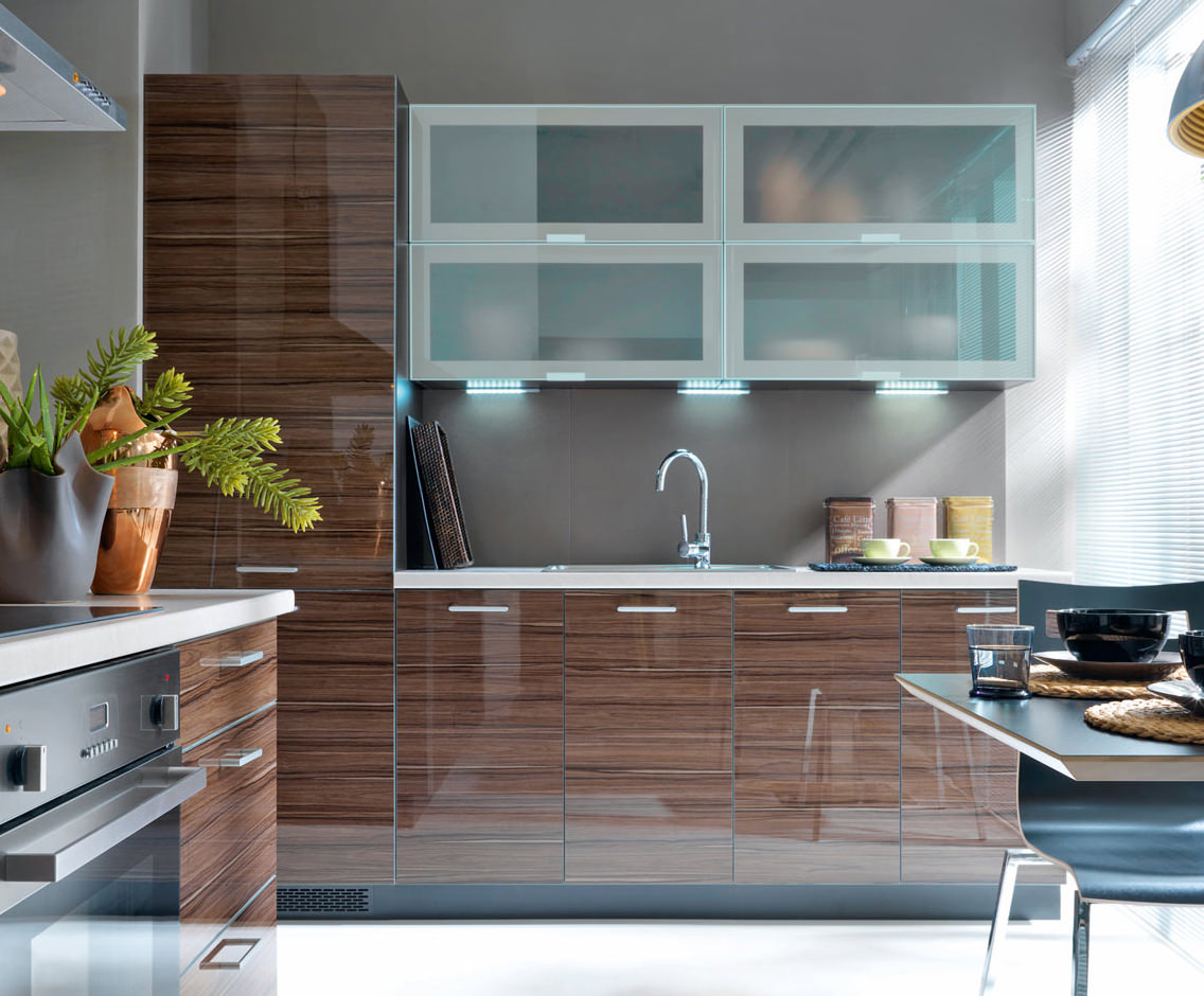 Vitrinenschrank modern – sehremini