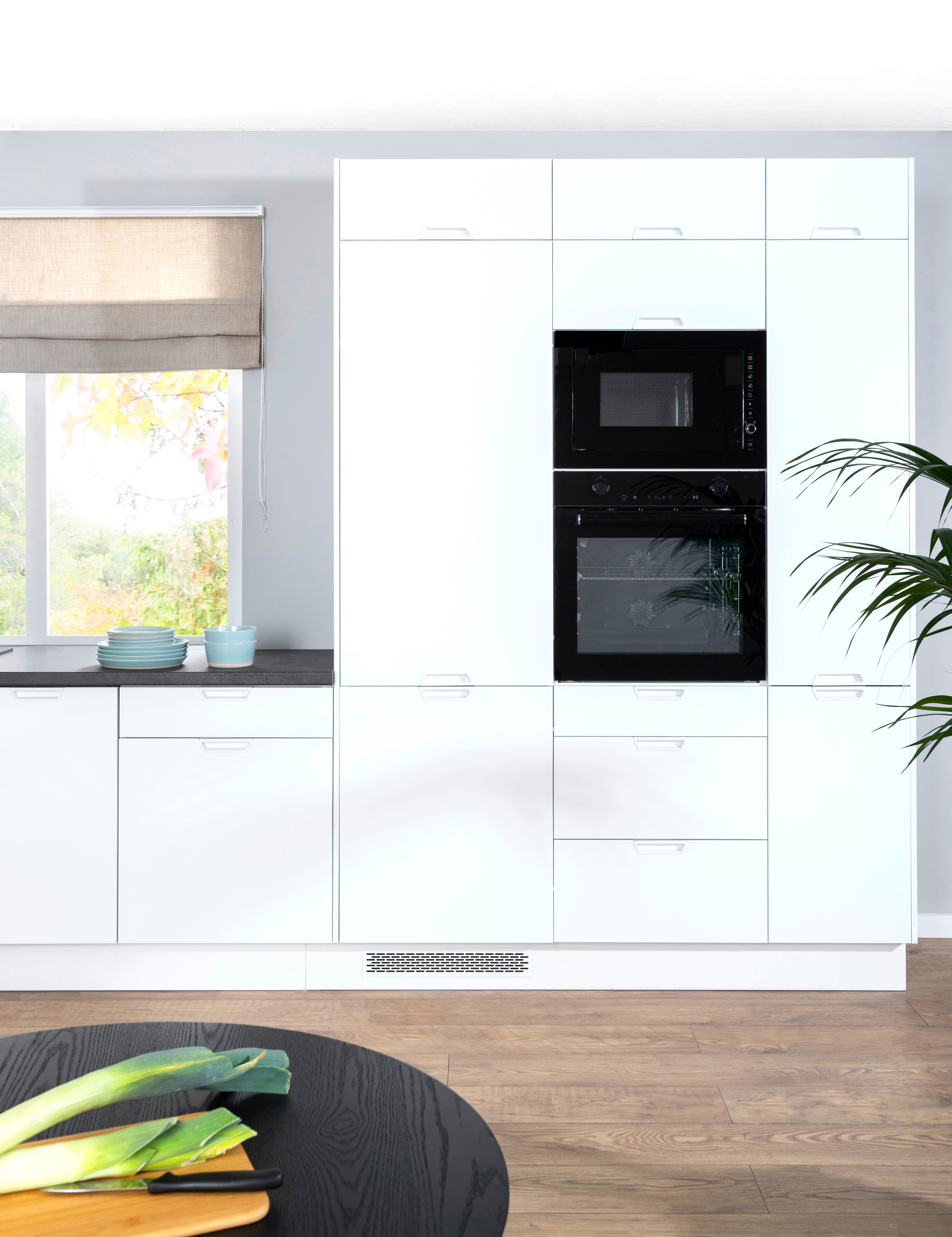 SILE weiß supermatt Modern Family Line gross 3