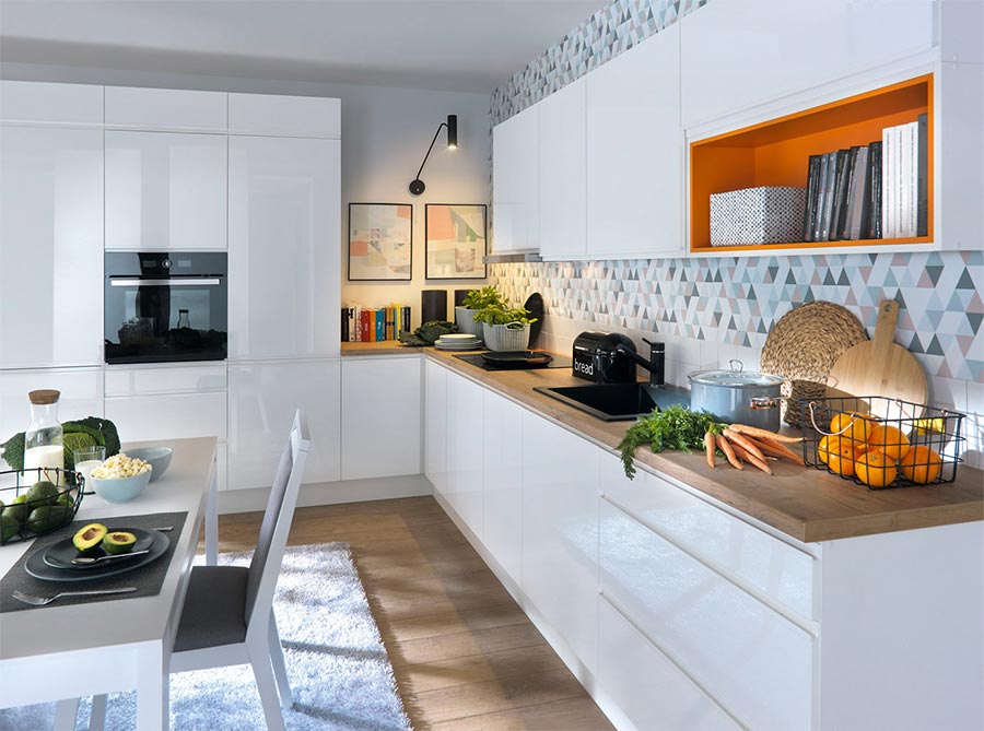 Ihr HOCHGLANZ Family WEISS SOLE Möbel-Onlineshop FIWODO.de Frontfarbe (lackiert) Modern | Küchenkollektion Line -